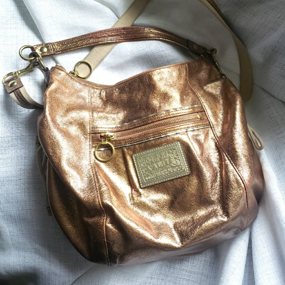 Coach poppy crossbody/hobo bag gold - Picture 1 of 10